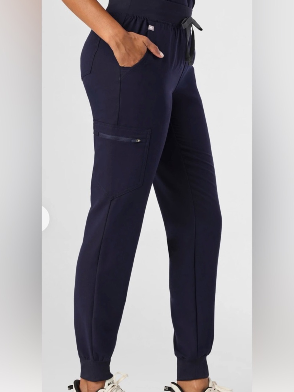 FIGS Navy Women's Zamora Jogger Scrub Pants - PETITE M